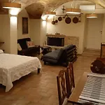 La Cisterna Del Vicinato Matera