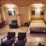 La Cisterna Del Vicinato Gasthof Matera